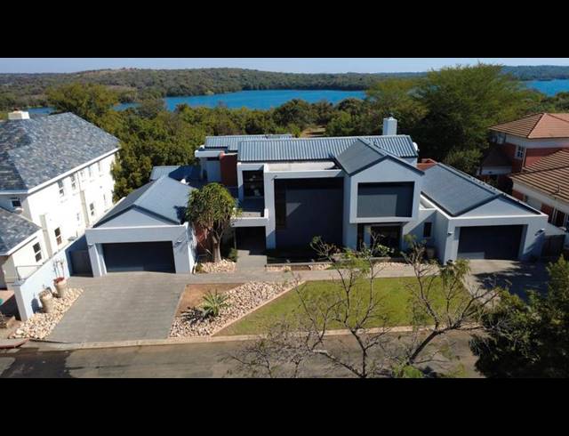 4 BEDROOM HOUSE FOR SALE IN SABLE HILLS